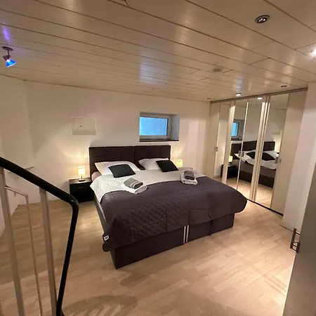 Apartman Schoen Wohnen ! Netflix Nespresso Kueche Parkplatz Garten Duisburg