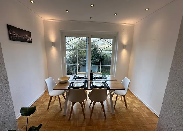 Schoen Wohnen ! Netflix Nespresso Kueche Parkplatz Garten Διαμέρισμα *