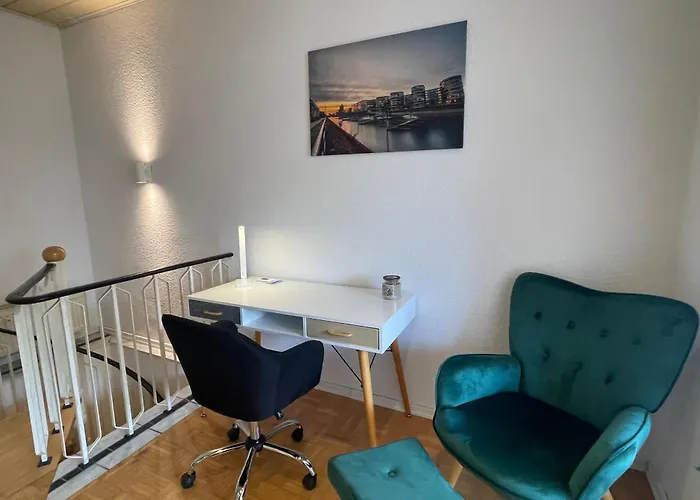 Διαμέρισμα Schoen Wohnen ! Netflix Nespresso Kueche Parkplatz Garten *