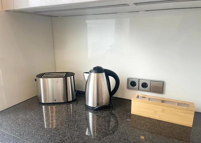 Schoen Wohnen ! Netflix Nespresso Kueche Parkplatz Garten Διαμέρισμα *